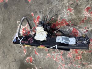 Jaguar XE Series X760 2017-2020 RF Door Regulator Motor