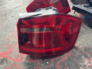Volkswagen Golf Sportsvan 2018-2020 R Tail Light