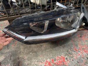 Volkswagen Golf Sportsvan 2018-2020 L Headlight (Halogen)