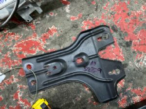 Volkswagen Golf Sportsvan 2018-2020 Support L Panel