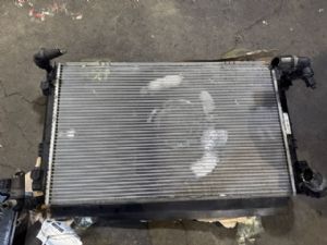Volkswagen Golf Sportsvan 2018-2020 Radiator