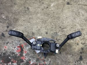 Volkswagen Golf Sportsvan 2018-2020 Indicator Switch
