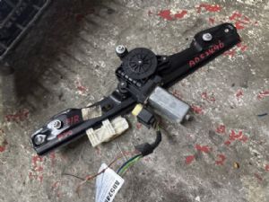 BMW 1 Series 116d F20 LCI RR Door Regulator Motor