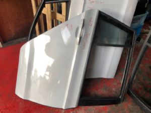 Volkswagen Golf Sportsvan 2018-2020 RR Door Complete