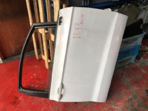 Volkswagen Golf Sportsvan 2018-2020 RF Door Regulator Motor