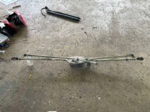 Opel Astra K 2015-2018 Front Wiper Motor