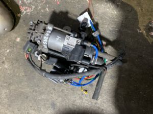 BMW 740Li G12 2014-2018 Self Leveling Pump