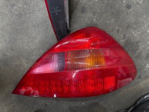Mercedes-Benz SL Class R230 2001-2011 R Tail Light