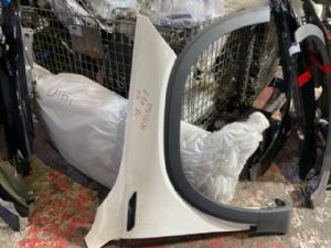 Mercedes-Benz EQB 350 X243 2021-on RF Guard/Fender
