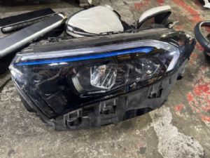 Mercedes-Benz EQB 350 X243 2021-on L Headlight (LED)