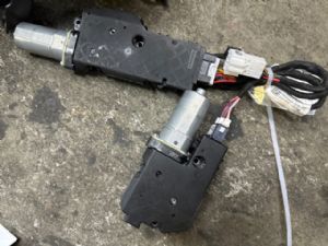 Mercedes-Benz EQB 350 X243 2021-on Sun Roof Motor