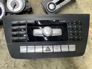 Mercedes-Benz C Class W204 2011-2014 CD Player