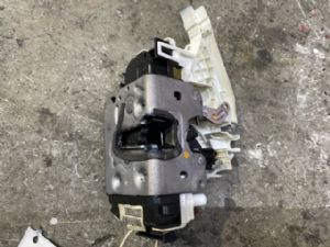Mercedes-Benz C Class W204 2011-2014 RF Door Actuator