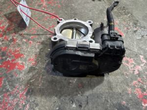 Mercedes-Benz CLA W117 2013 - 2015 Throttle Body