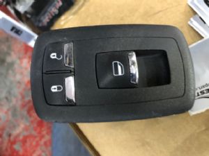 Maserati Ghibli M157 2013-2017 LR Window Switch