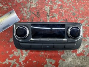 Audi Q7 4M 2016-2019 Air Conditioning Switch Rear