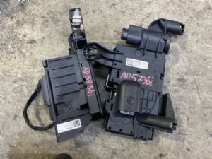 Audi Q7 4M 2016-2019 Battery Fuse Box