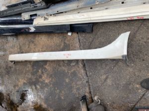 Jaguar XE Series X760 2015-2017 L Side Skirt