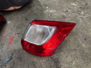 Ford C-Max Grand 2015-2019 R Tail Light