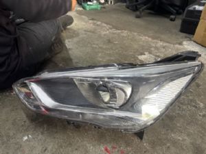 Ford C-Max Grand 2015-2019 L Headlight (HID)
