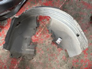 Ford C-Max Grand 2015-2019 LF Guard/Fender to Cowl Side Seal