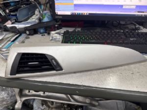 BMW 1 Series 116d F20 LCI Dash Vent Surround LH