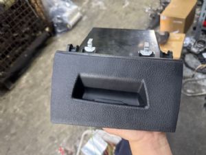 BMW 1 Series 116d F20 LCI Glove Box