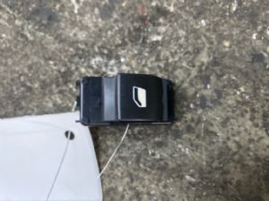 Opel Grandland X 2017-2021 LF Window Switch