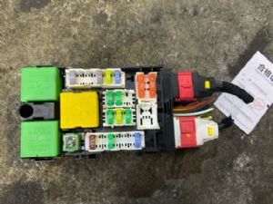 Opel Grandland X 2017-2021 Fuse Box