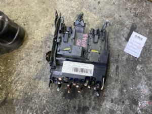 Opel Grandland X 2017-2021 Battery Fuse Box