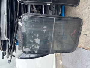 Volkswagen Touran 1.4 1T3 2010-2015 Sun Roof