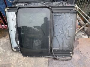 BMW 7 Series F01/F02/F03/F04 2008-2015 Sun Roof