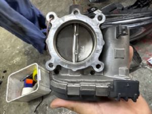 Mercedes-Benz CLA W117 2013 - 2015 Throttle Body