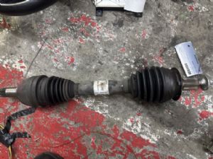 Mercedes-Benz CLA W117 2013 - 2015 LF Driveshaft