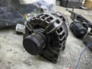 Mercedes-Benz CLA W117 2013 - 2015 Alternator