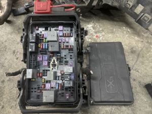 Opel Insignia Z18 2017-2020 Fuse Box