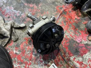 BMW 3 Series  325I E93 Power Steer Pump