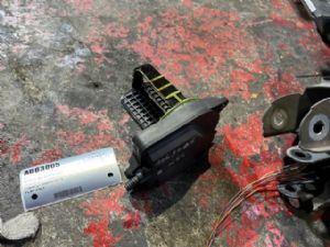 BMW 3 Series  325I E93 Engine Inlet Manifold