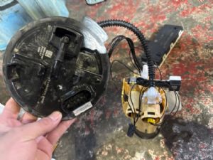 Mercedes-Benz E Class W213 2016-on Electric Fuel Pump