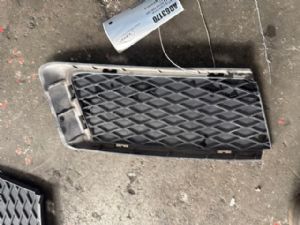 BMW 3 Series  325I E93 RF Fog Light Cover