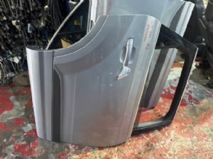 Audi Q7 4M 2016-2019 RR Door Complete