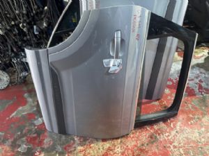 Audi Q7 4M 2016-2019 RR Door Regulator Motor