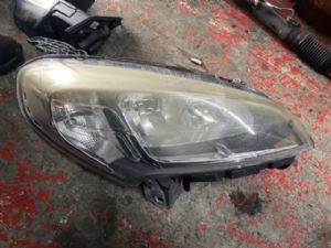 Fiat Doblo 263 2015-on R Headlight (Halogen)