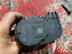 Mercedes-Benz C Class W205 2014-2018 Throttle Body (Right)