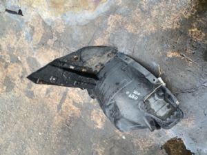 BMW Z Series E89 Z4 E89 2009-2016 RF Guard/Fender to Cowl Side Seal