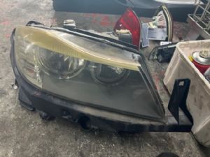 BMW 3 Series E90 318I 2005-2012 R Headlight (Halogen)
