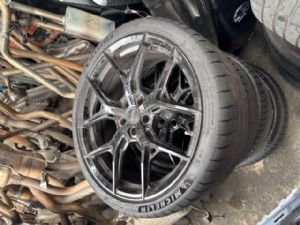 Mercedes-Benz C Class W205 2014-2018 275/30R20 Tyre