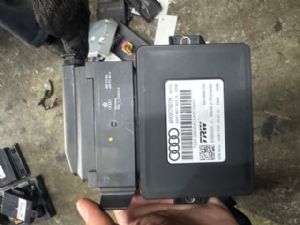 Audi A6 4.5G 2015-2018 Hand Brake Control Module