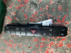 Mercedes-Benz Vito W639 2003-2014 Hazard Light Switch