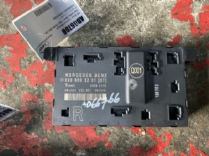 Mercedes-Benz Vito W639 2003-2014 RF Door Control Module
